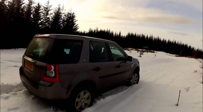 Testing General Grabber-ATs on Land Rover Freelander 2 in the Snow of Scotland
