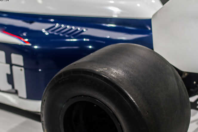 Pirelli Tests New 18-Inch Wheels